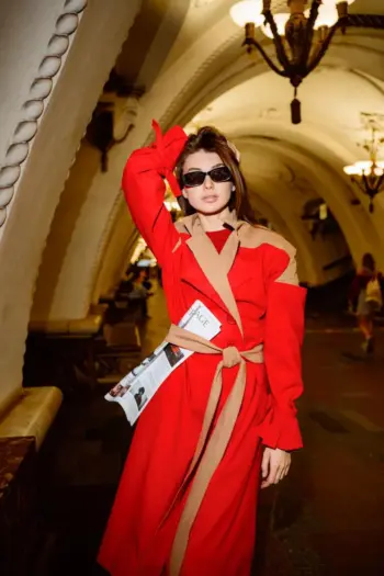 Пальто Krasnaya Zvezda двухцветное с архитектурным кроем